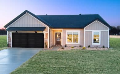 Teton Farmhouse - Goldfinch Cove - Evansville, IN