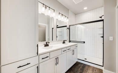National_Farmhouse_Owners-Bath_TLBGC_ National Farmhouse Owners Bathroom