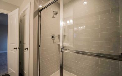 RevolutionCraftsman_Bath2_TV Revolution Master Bath