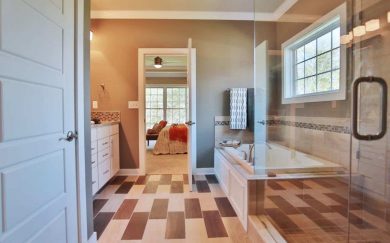 Ronald Reagan Master Bathroom
