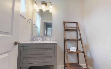 StanfordCraftsman_Bath6_TBB Stanford Half Bathroom
