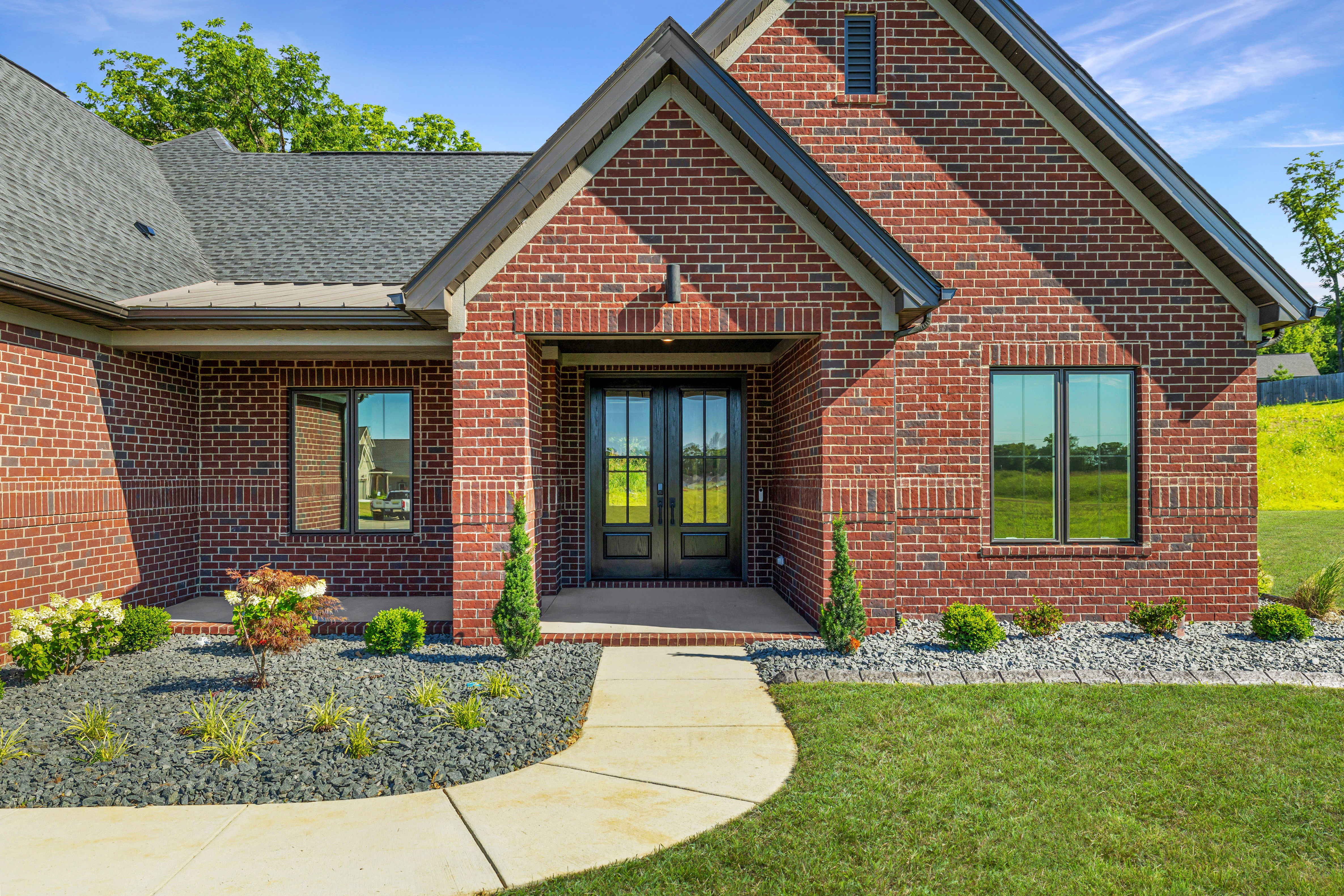 Dwight Eisenhower II w/ 3 Car - Jagoe Homes