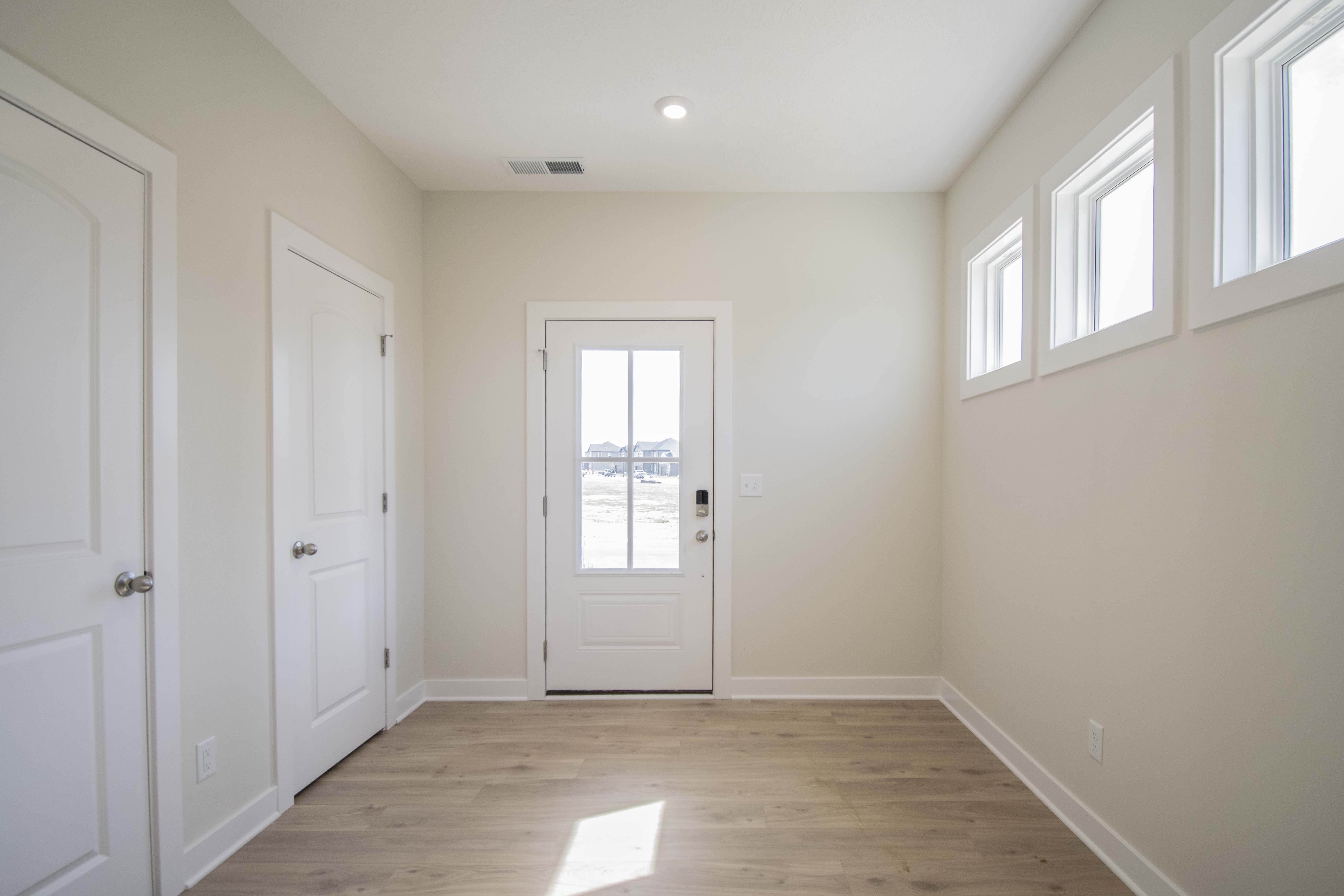 Cumberland Modern, Pebble Wood, Owesnboro, Kentucky cumberland modern pebble wood owensboro kentucky