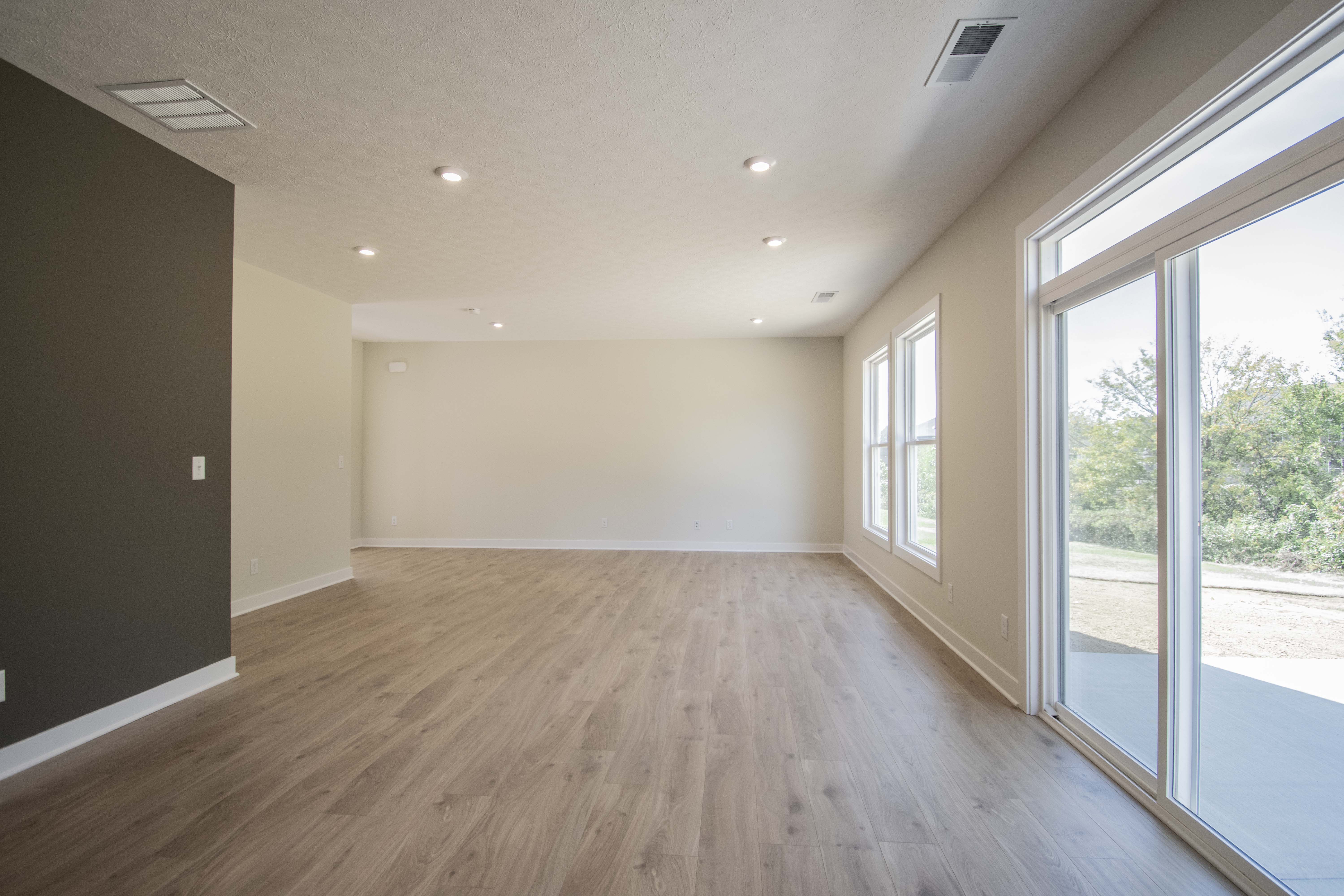 Cumberland Modern, Pebble Wood, Owesnboro, Kentucky cumberland modern pebble wood owensboro kentucky